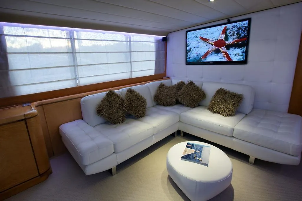 فندق Riti Yacht Kalkara 2*,