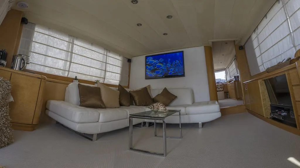 ** بوتيل فندق Riti Yacht Kalkara مالطا
