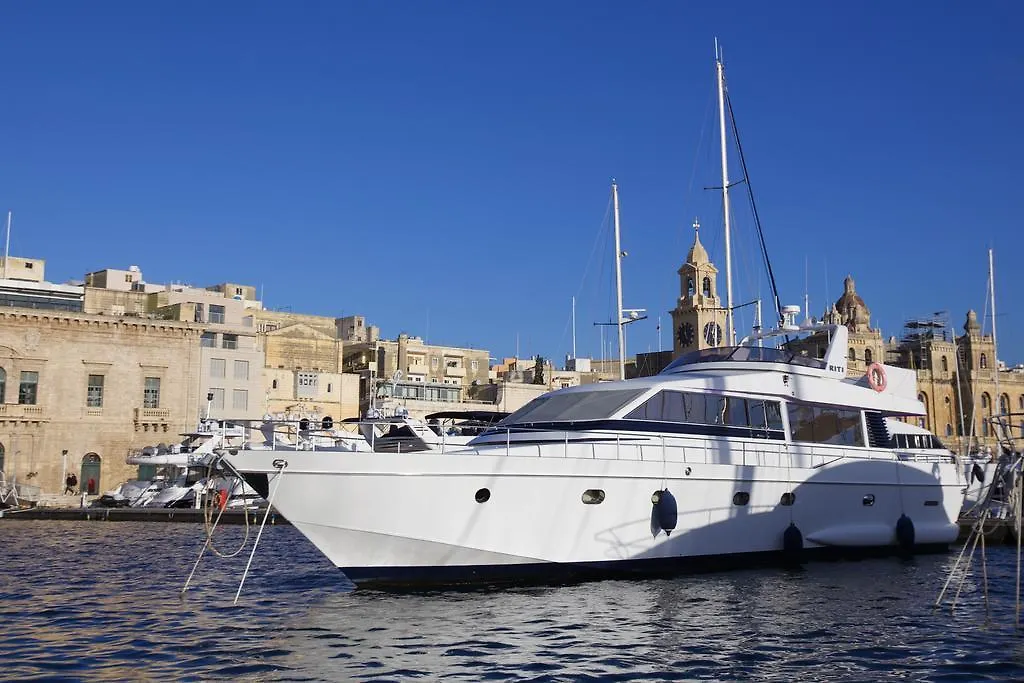 فندق Riti Yacht Kalkara 2*,  مالطا