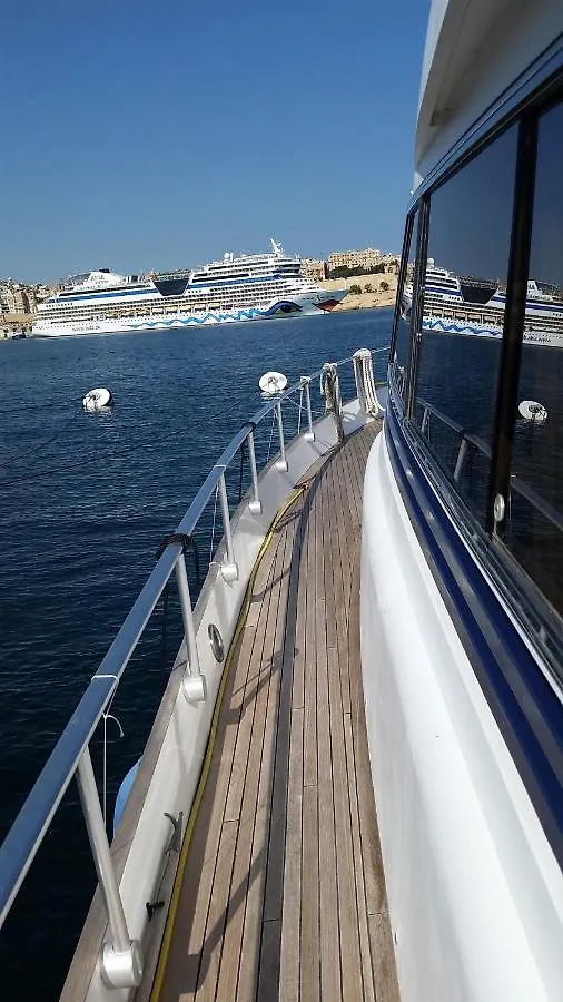 بوتيل فندق Riti Yacht Kalkara